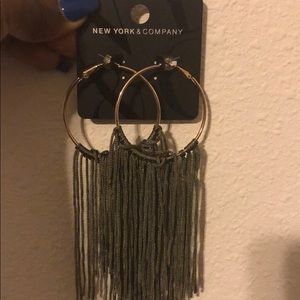 Women’s earrings